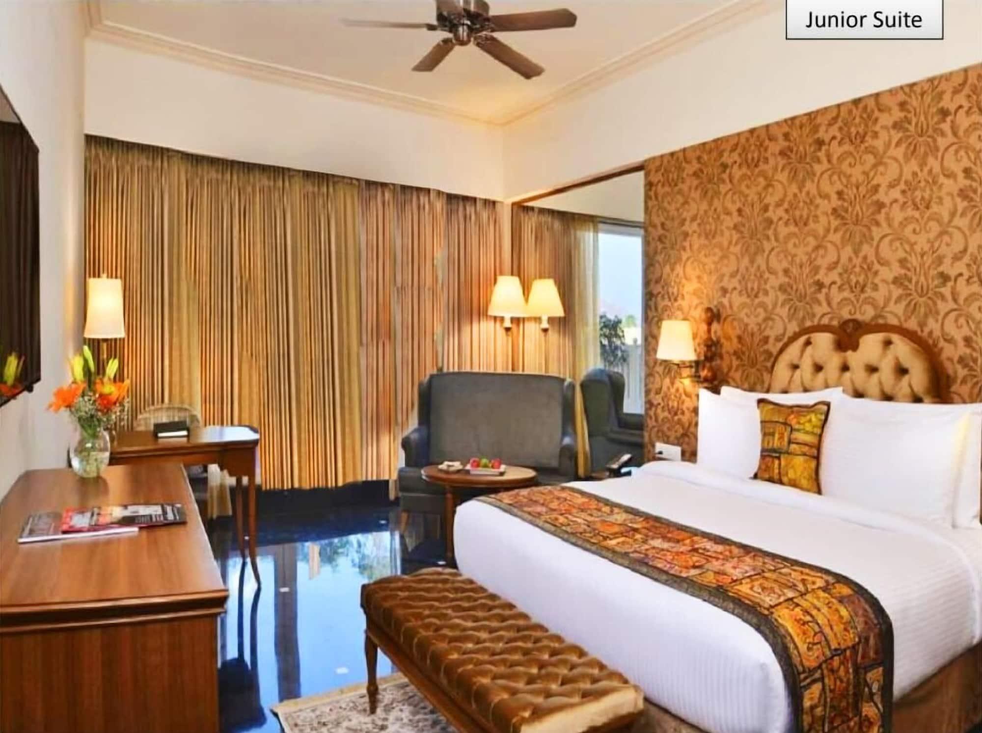 Indana Palace Jaipur Ngoại thất bức ảnh