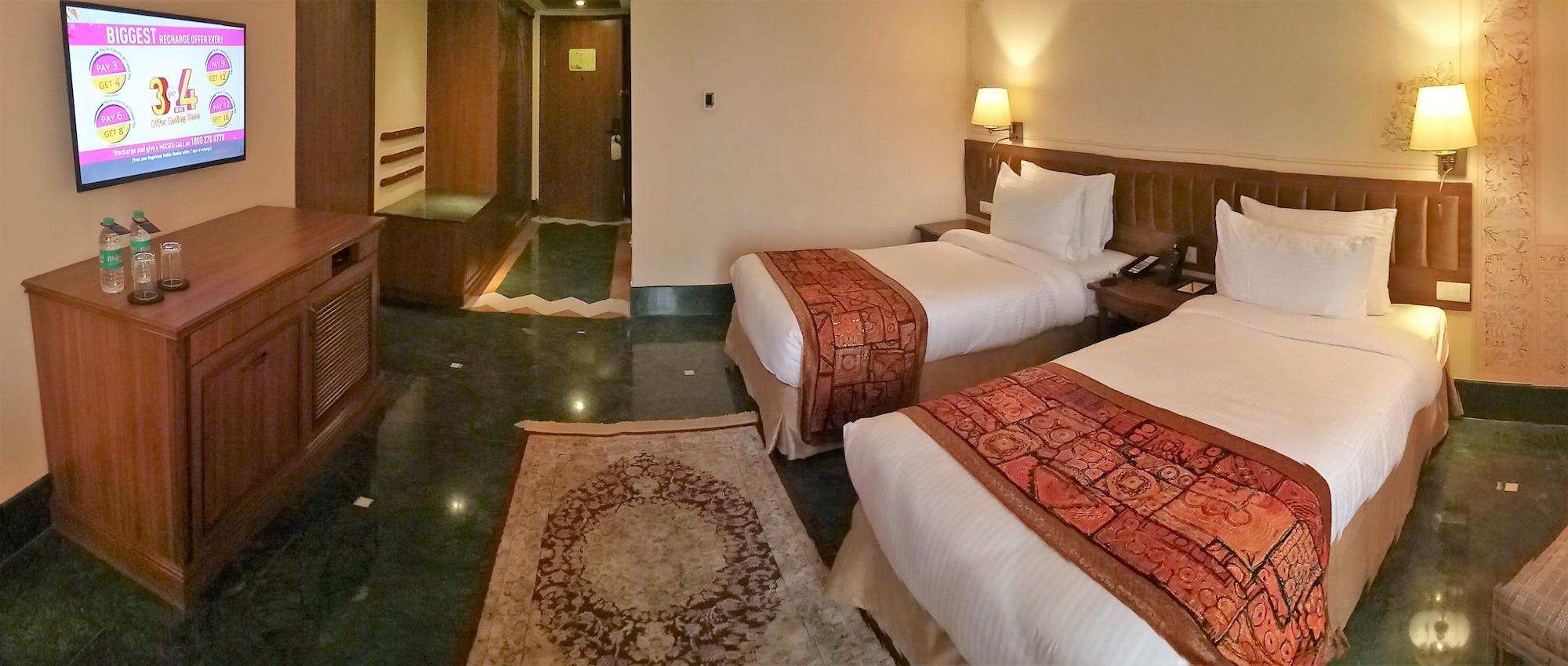 Indana Palace Jaipur Ngoại thất bức ảnh