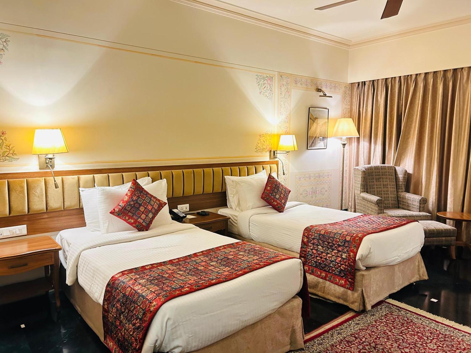 Indana Palace Jaipur Ngoại thất bức ảnh